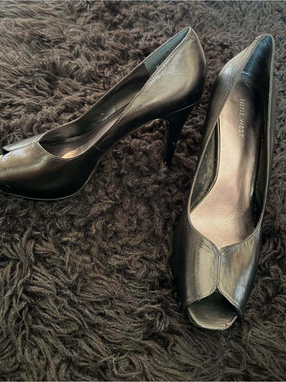 Nine West Women's Black Leather Peep-Toe Pumps